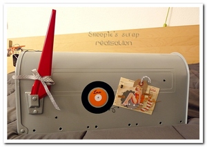urne-mailbox-marie-laure-gregoire-fifties-orange-gris-urne